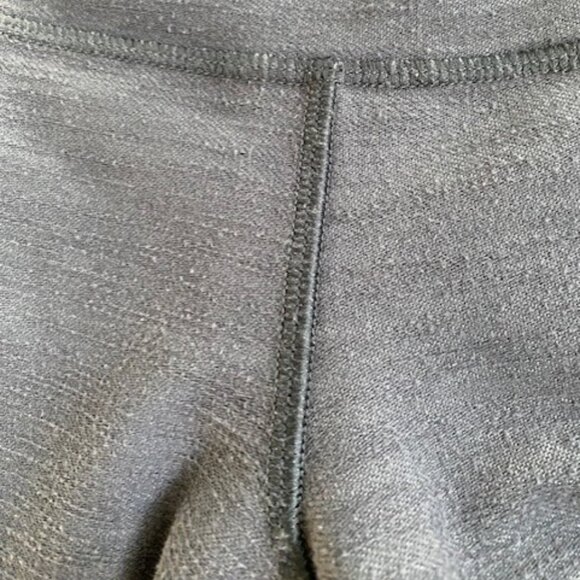 LULULEMON Athletica Heathered Gray/Grey Luon Cropped Low Rise Capri Leggings 4 - Picture 9 of 9